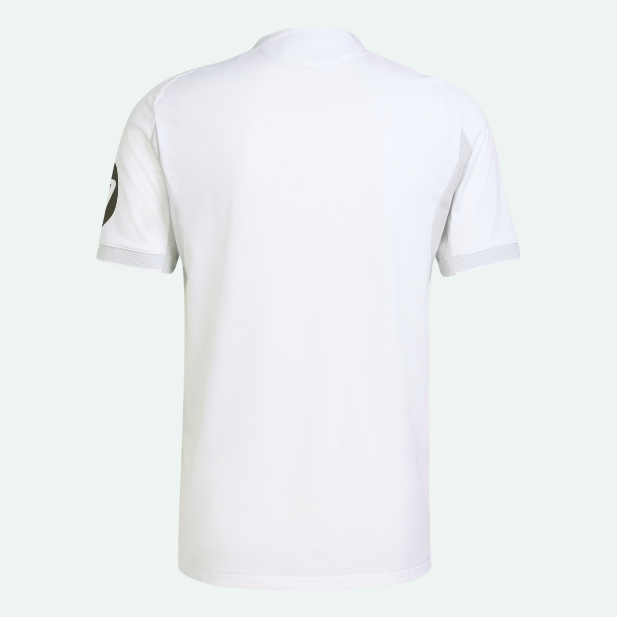 Real Madrid 25/26 Home Authentic Jersey product image 2, provided for visual reference and product detail review